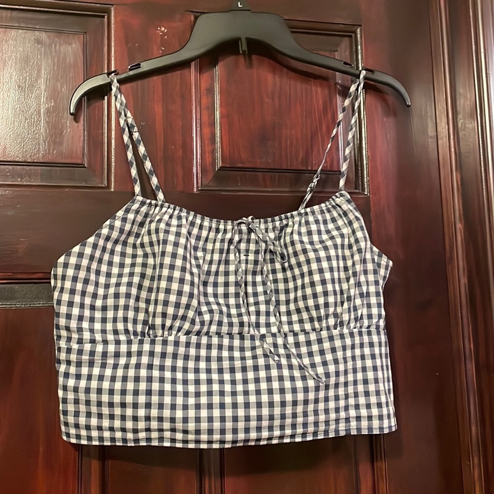 Abercrombie crop top